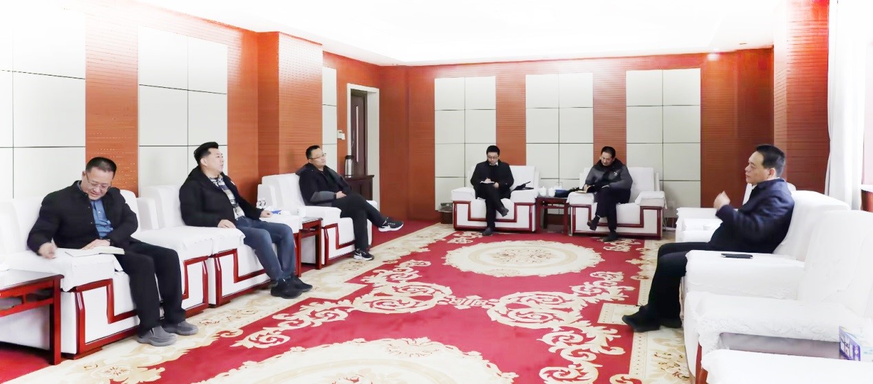 费县人大常委会主任谭成亮到银光钰源公司调研节后复工复产及企业诉求