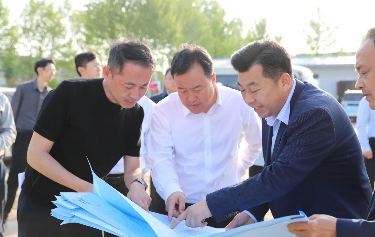 苟宏水调研沂河新区重点项目